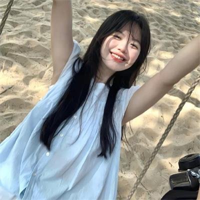 一线女星私下抽烟，短时间内内幕曝光，本人沉默不回应